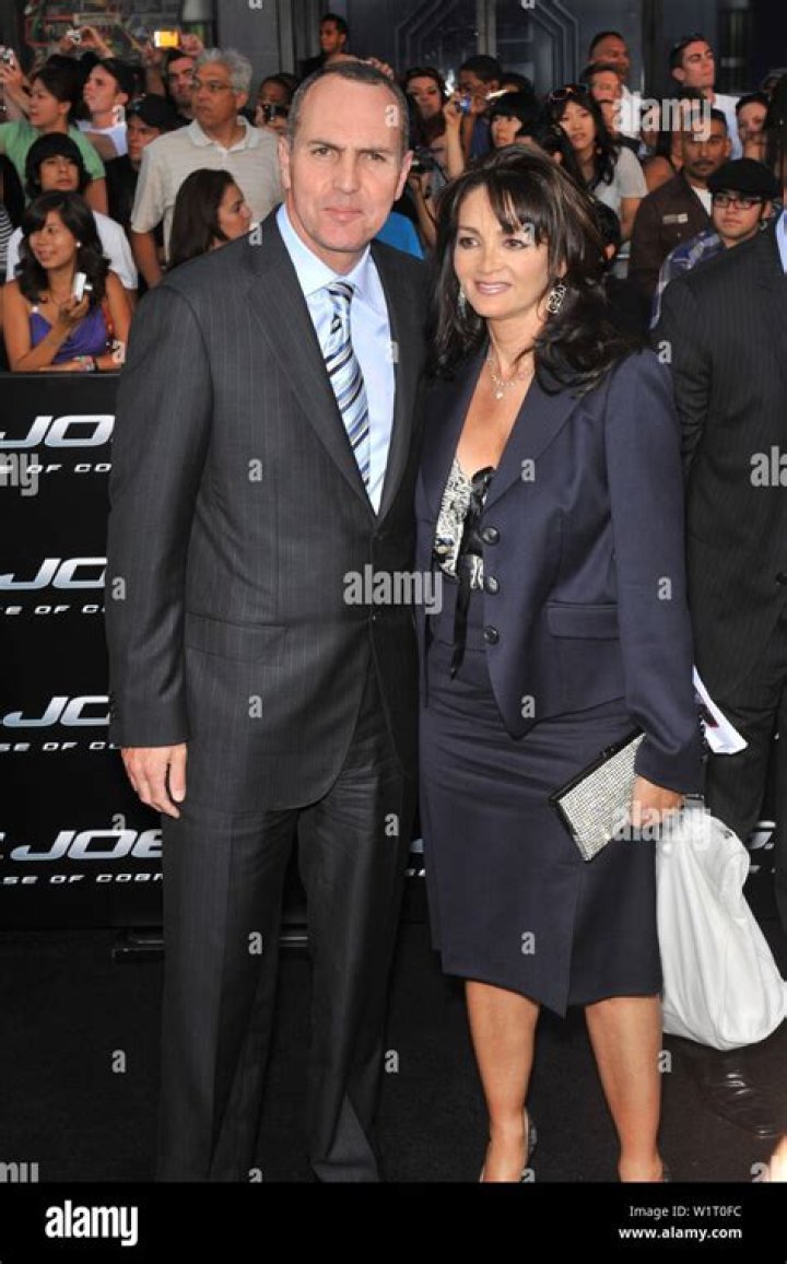 Arnold Vosloo Net Worth ·