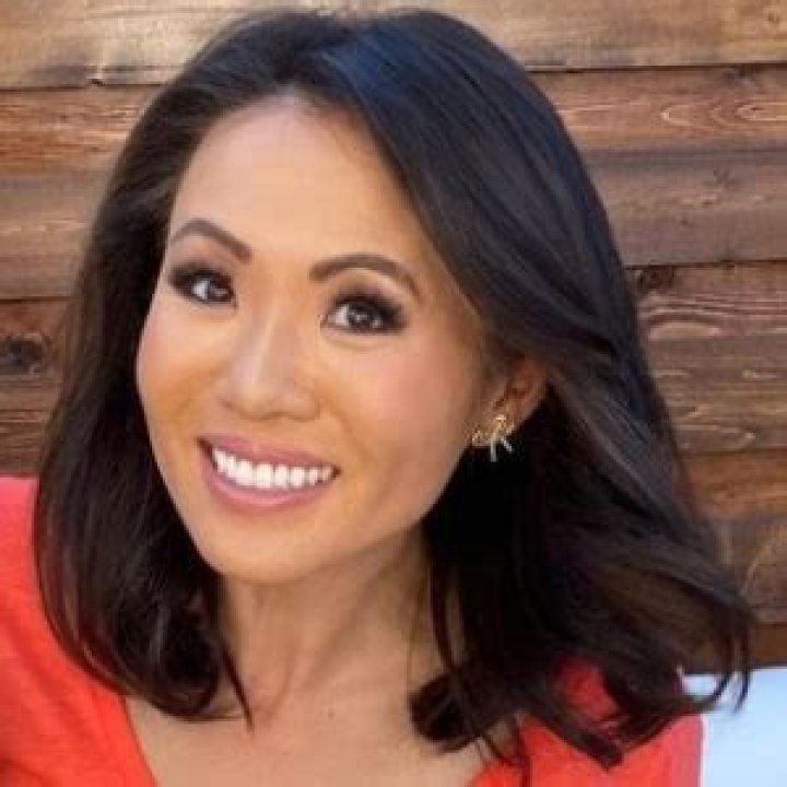 Dion Lim Wiki; Age, Husband, Bio, WTSP, ABC7, Family & Facts, Nationality, Salary