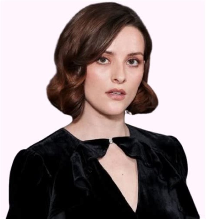 Emma Ferreira Biography, Age, Height, Husband, Net Worth, Family