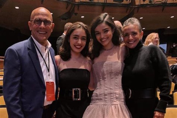 Rachel Zegler Jewish Or Christian? Religion Family And Boyfriend